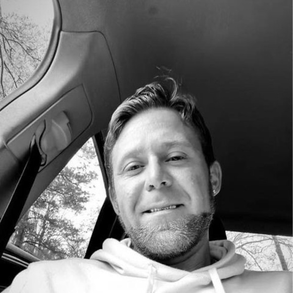 Meet your Posher, Adam - Picture 1 of 1